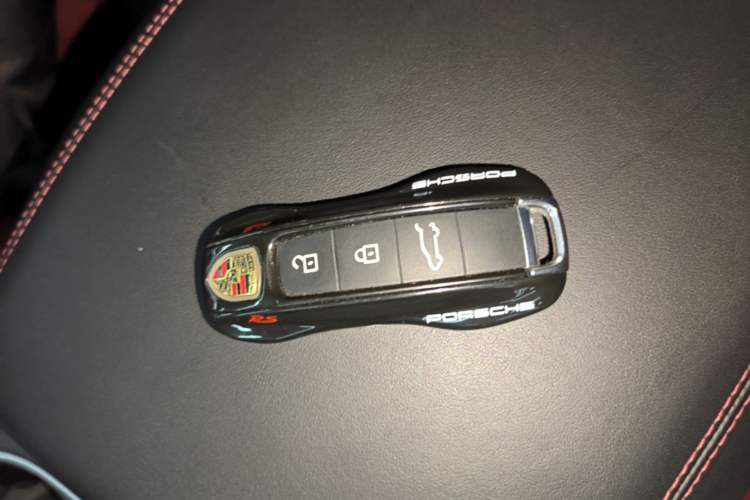 Used Porsche Cayenne E-Hybrid 2020 Cayenne E-Hybrid 2.0T Vehicle Key