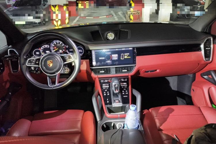Used Porsche Cayenne E-Hybrid 2020 Cayenne E-Hybrid 2.0T Center Console