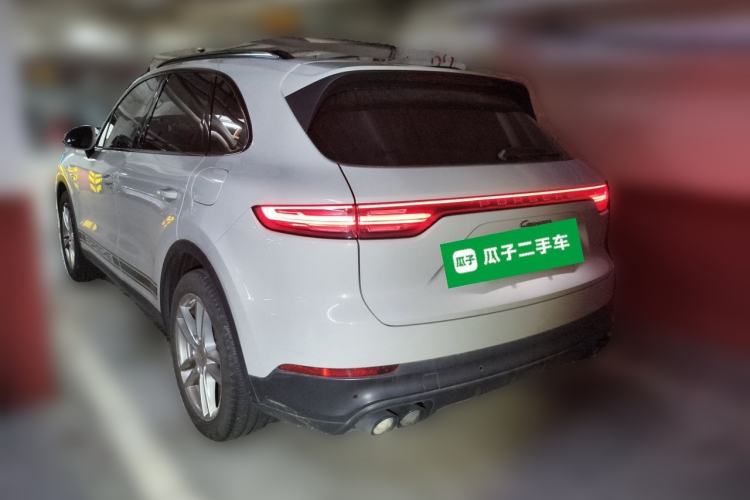 Used Porsche Cayenne E-Hybrid 2020 Cayenne E-Hybrid 2.0T Rear Left 45 Deg