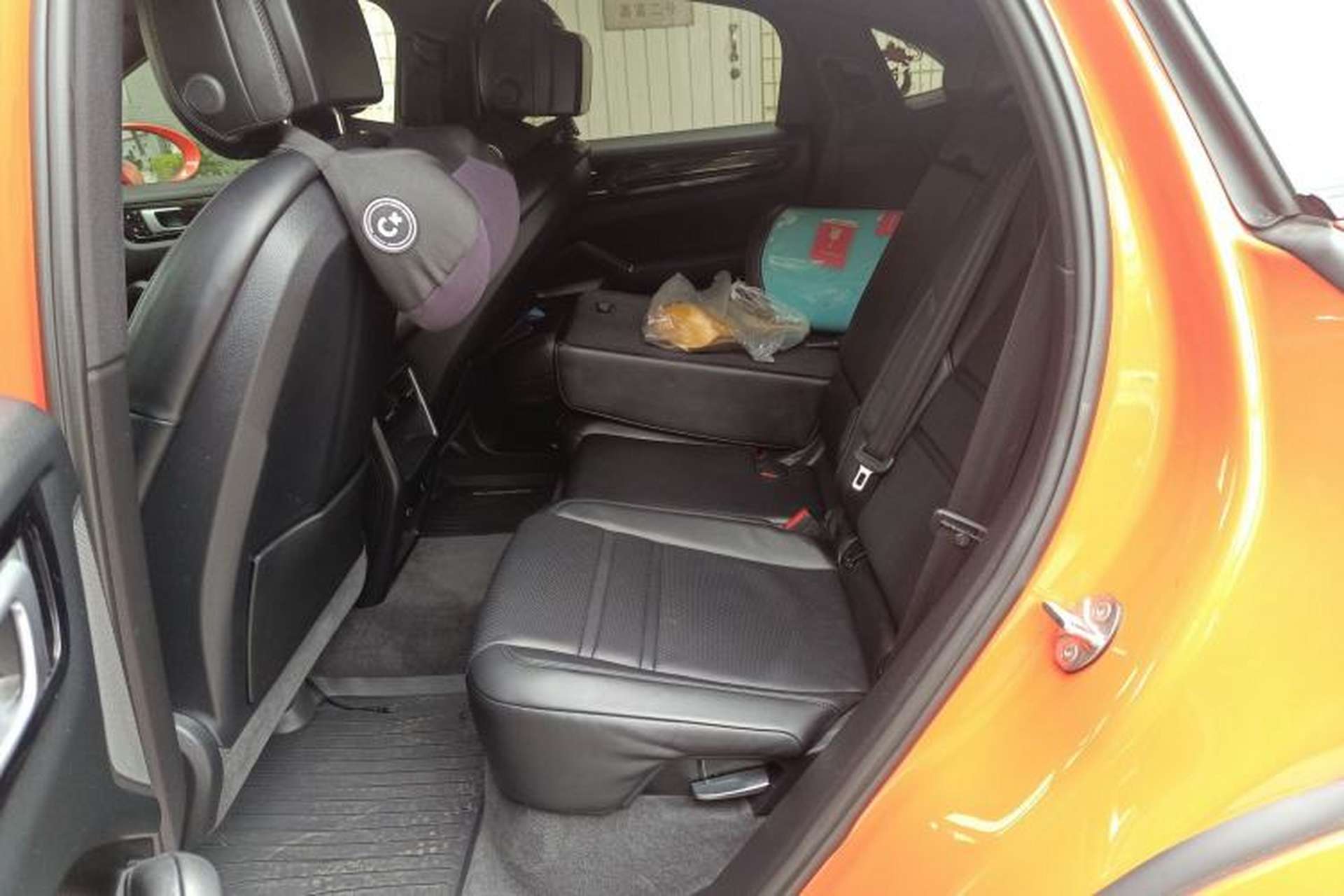Used Porsche Cayenne E-Hybrid 2020 Cayenne E-Hybrid Coupé 2.0T Left Rear Seat