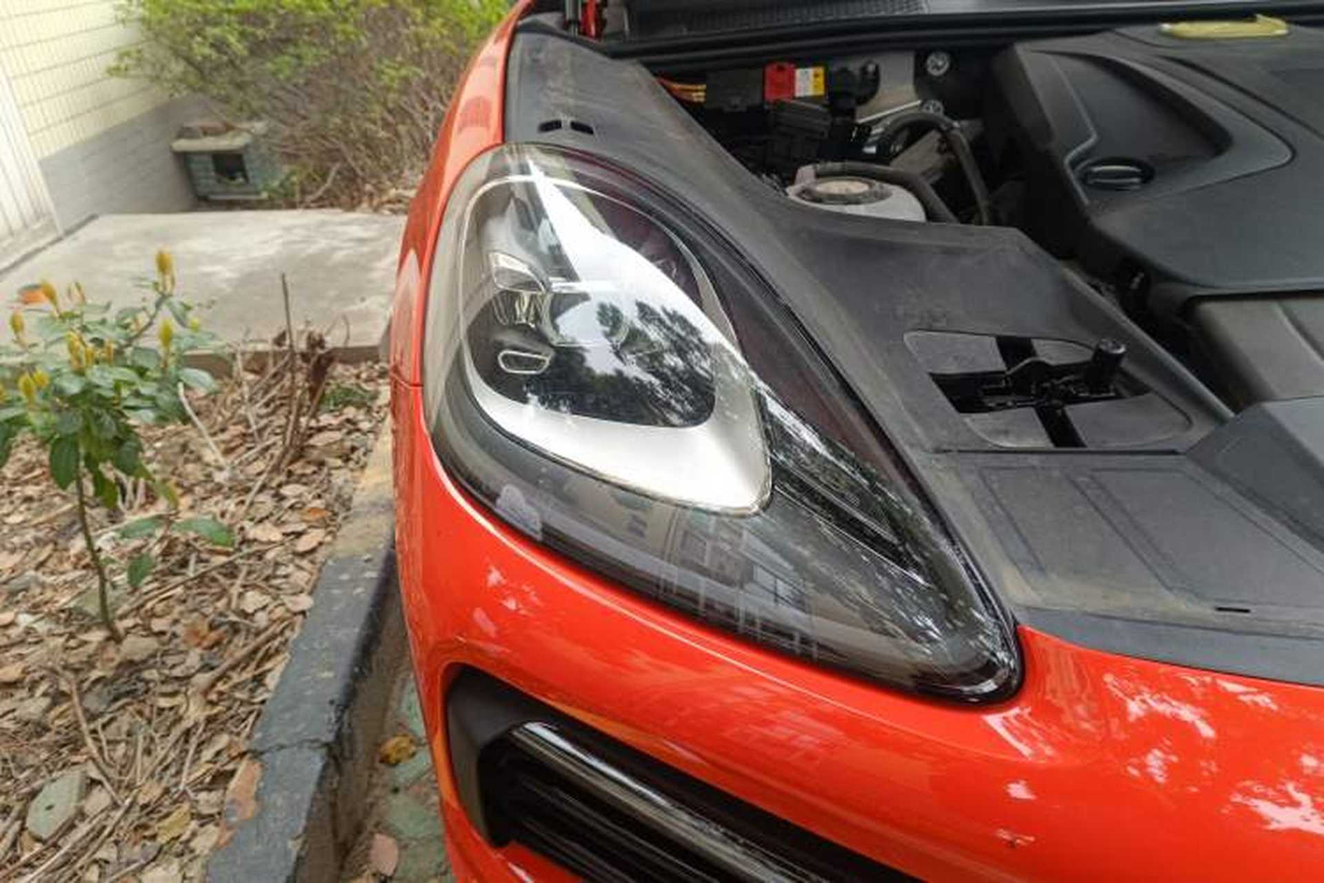 Used Porsche Cayenne E-Hybrid 2020 Cayenne E-Hybrid Coupé 2.0T Right Front Headlight