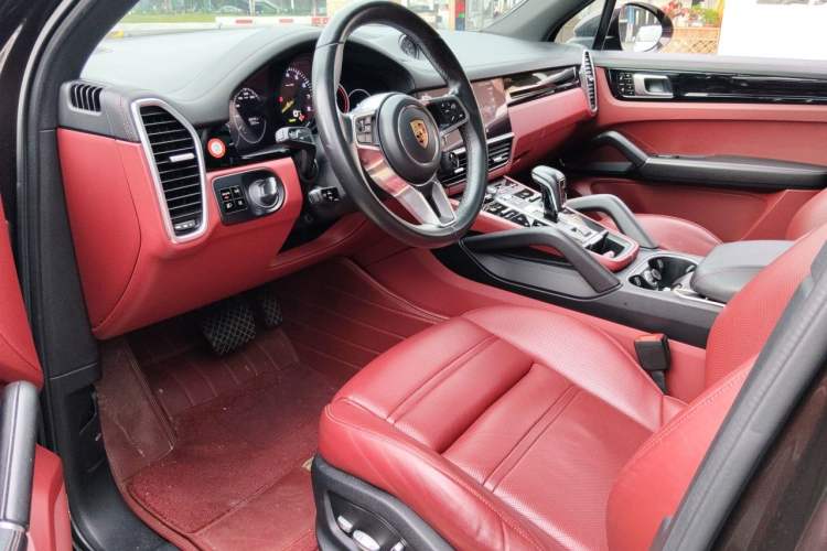 Used Porsche Cayenne E-Hybrid 2020 Cayenne E-Hybrid 2.0T Driver Seat