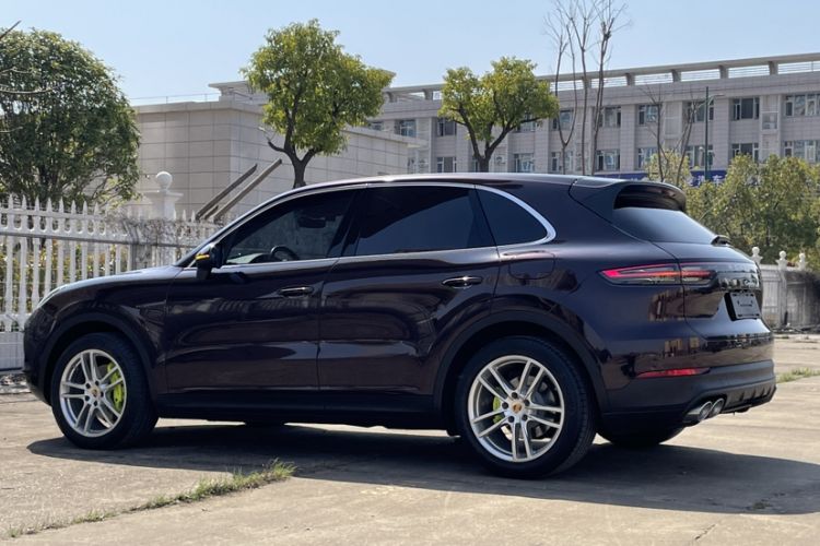 Used Porsche Cayenne E-Hybrid 2020 Cayenne E-Hybrid 2.0T Exterior 4