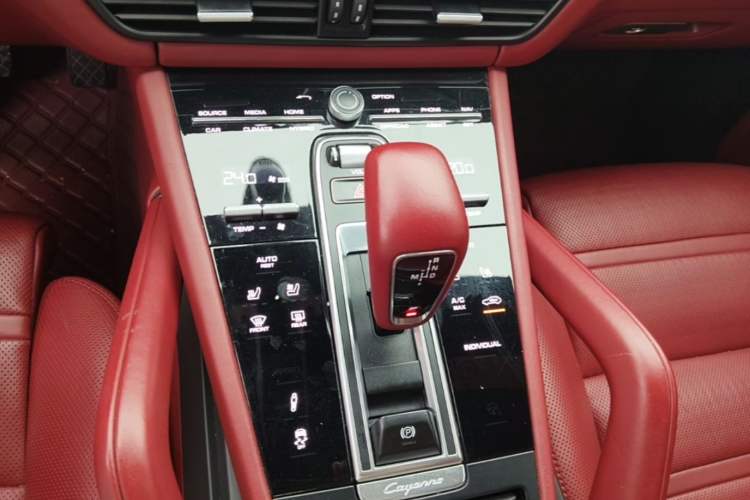 Used Porsche Cayenne E-Hybrid 2020 Cayenne E-Hybrid 2.0T Gear Lever