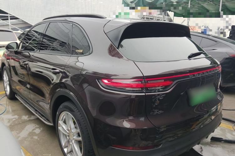 Used Porsche Cayenne E-Hybrid 2020 Cayenne E-Hybrid 2.0T Rear Left 45 Deg