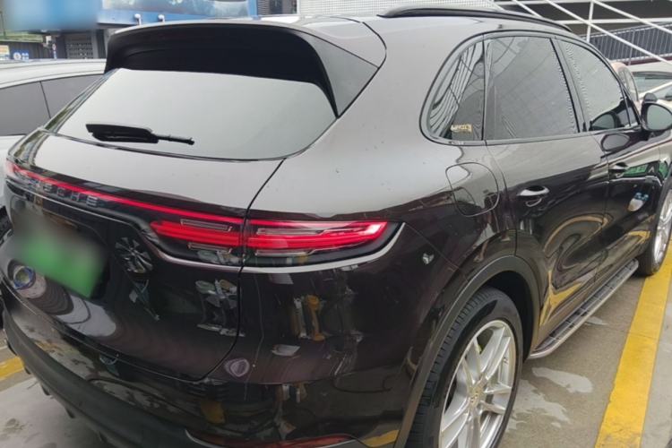 Used Porsche Cayenne E-Hybrid 2020 Cayenne E-Hybrid 2.0T Rear Right 45 Deg