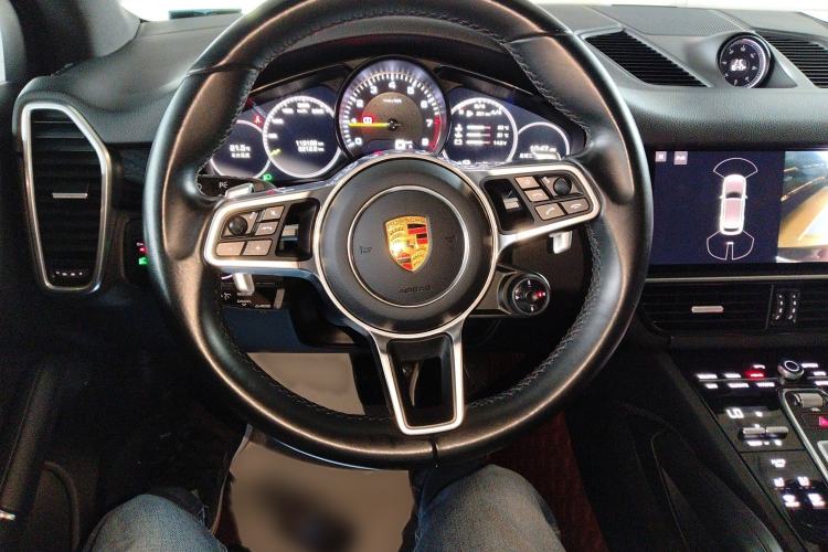 Used Porsche Cayenne E-Hybrid 2020 Cayenne E-Hybrid 2.0T Steering Wheel