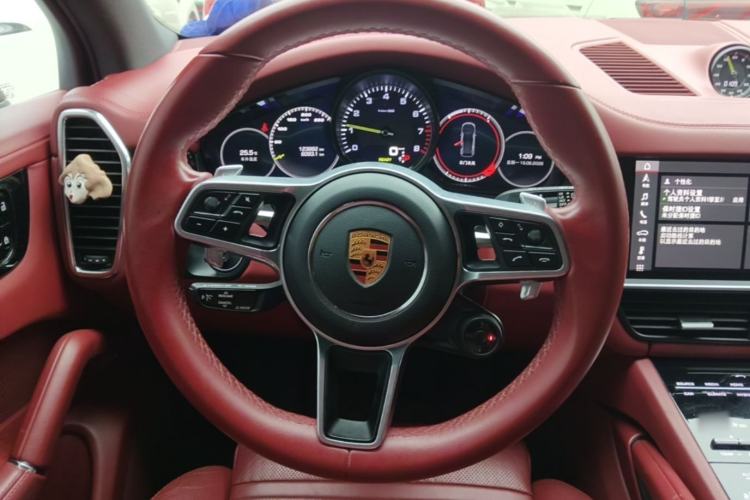 Used Porsche Cayenne E-Hybrid 2020 Cayenne E-Hybrid 2.0T Steering Wheel