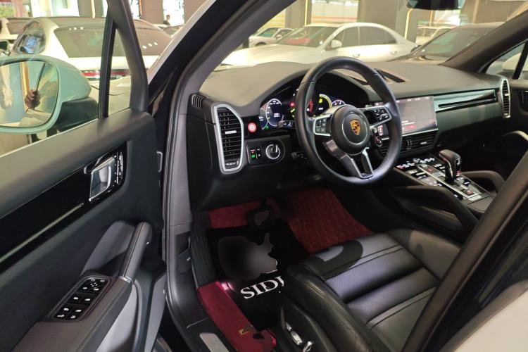 Used Porsche Cayenne E-Hybrid 2020 Cayenne E-Hybrid 2.0T Driver Seat