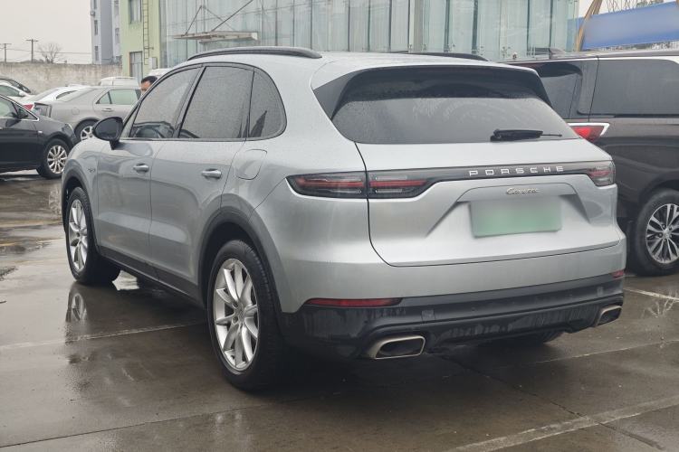 Used Porsche Cayenne E-Hybrid 2020 Cayenne E-Hybrid 2.0T Exterior 3