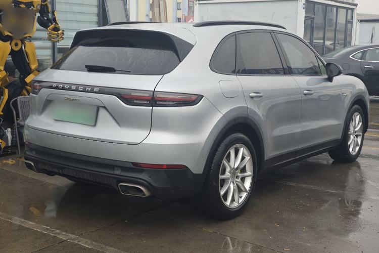 Used Porsche Cayenne E-Hybrid 2020 Cayenne E-Hybrid 2.0T Exterior 6