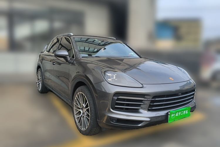 Used Porsche Cayenne E-Hybrid 2020 Cayenne E-Hybrid 2.0T Front Right 45 Deg