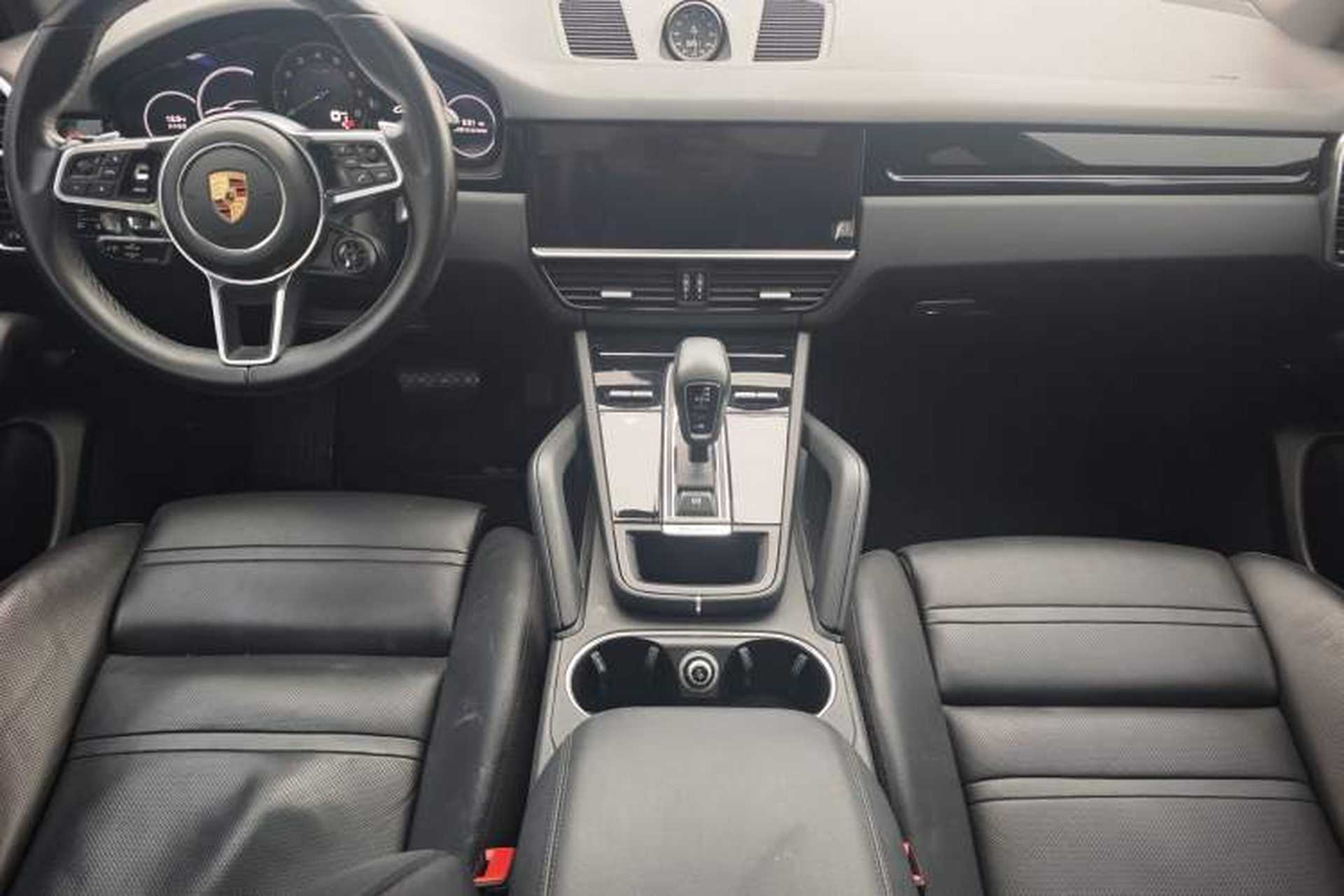 Used Porsche Cayenne E-Hybrid 2020 Cayenne E-Hybrid 2.0T Interior 1
