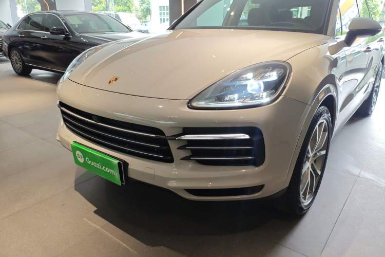Used Porsche Cayenne E-Hybrid 2020 Cayenne E-Hybrid 2.0T Left Front Headlight
