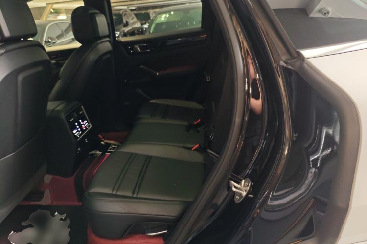Used Porsche Cayenne E-Hybrid 2020 Cayenne E-Hybrid 2.0T Left Rear Seat