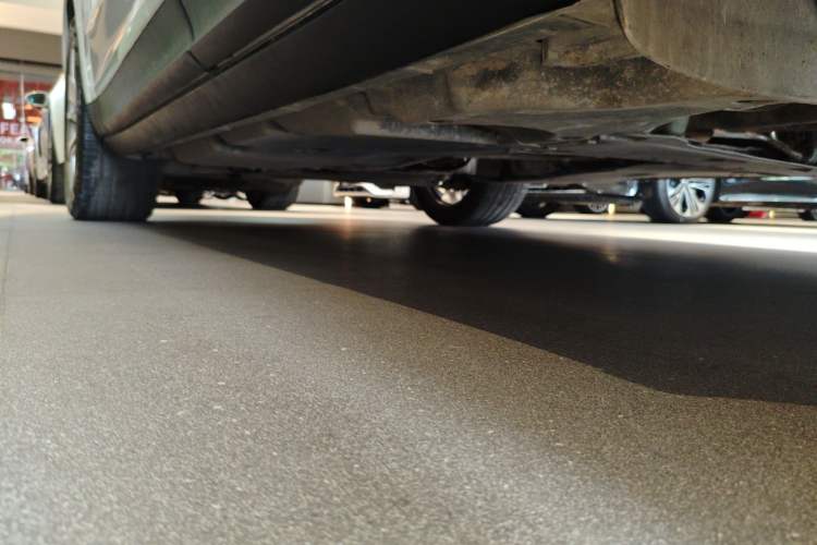 Used Porsche Cayenne E-Hybrid 2020 Cayenne E-Hybrid 2.0T Left Side Sill