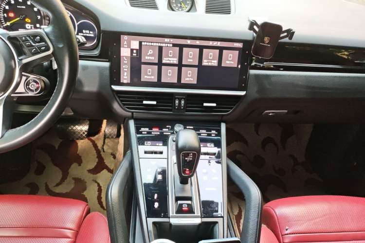Used Porsche Cayenne E-Hybrid 2020 Cayenne E-Hybrid 2.0T Audio And AC Panel