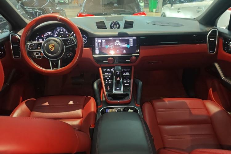 Used Porsche Cayenne E-Hybrid 2020 Cayenne E-Hybrid Coupé 2.0T Center Console