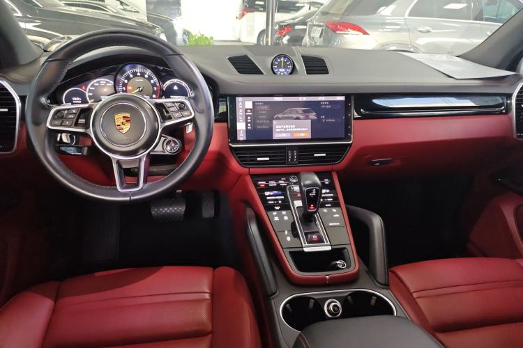 Used Porsche Cayenne E-Hybrid 2020 Cayenne E-Hybrid 2.0T Center Console