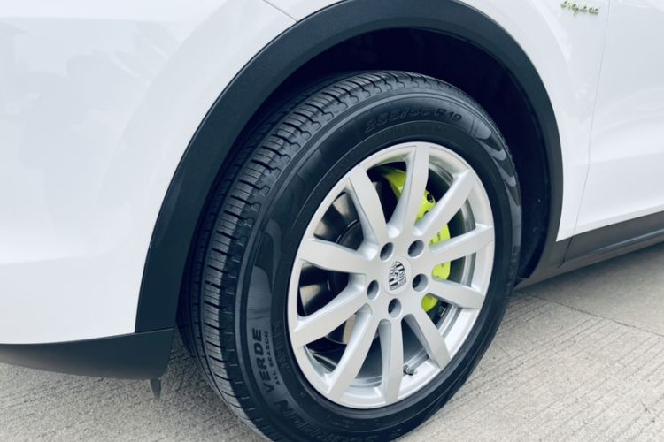 Used Porsche Cayenne E-Hybrid 2020 Cayenne E-Hybrid 2.0T Exterior 4