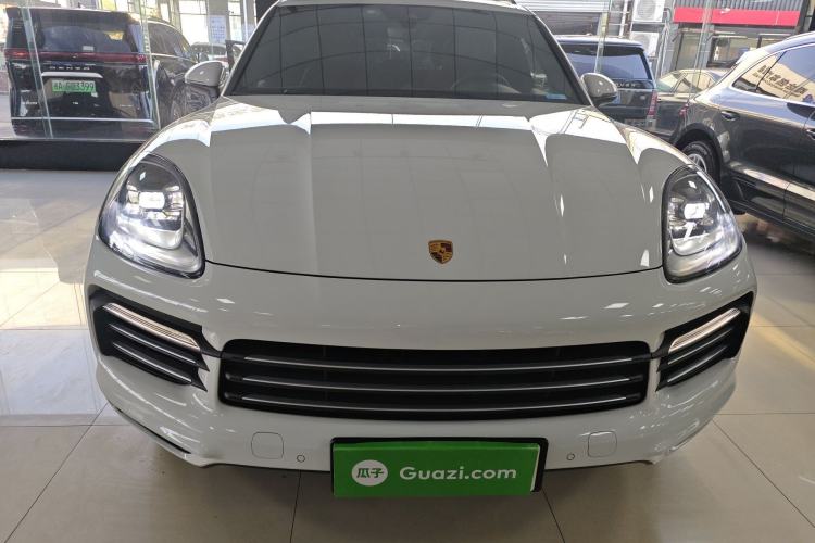 Used Porsche Cayenne E-Hybrid 2020 Cayenne E-Hybrid 2.0T Front