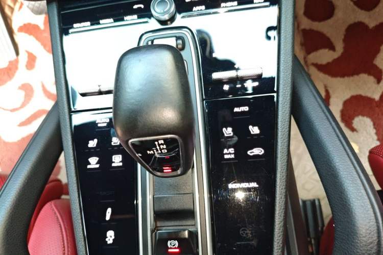 Used Porsche Cayenne E-Hybrid 2020 Cayenne E-Hybrid 2.0T Gear Lever