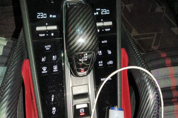 Used Porsche Cayenne E-Hybrid 2020 Cayenne E-Hybrid 2.0T Gear Lever