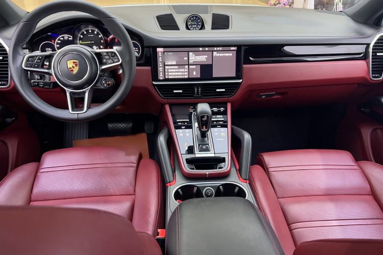 Used Porsche Cayenne E-Hybrid 2020 Cayenne E-Hybrid Coupé 2.0T Interior 1