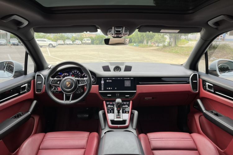 Used Porsche Cayenne E-Hybrid 2020 Cayenne E-Hybrid 2.0T Interior 5