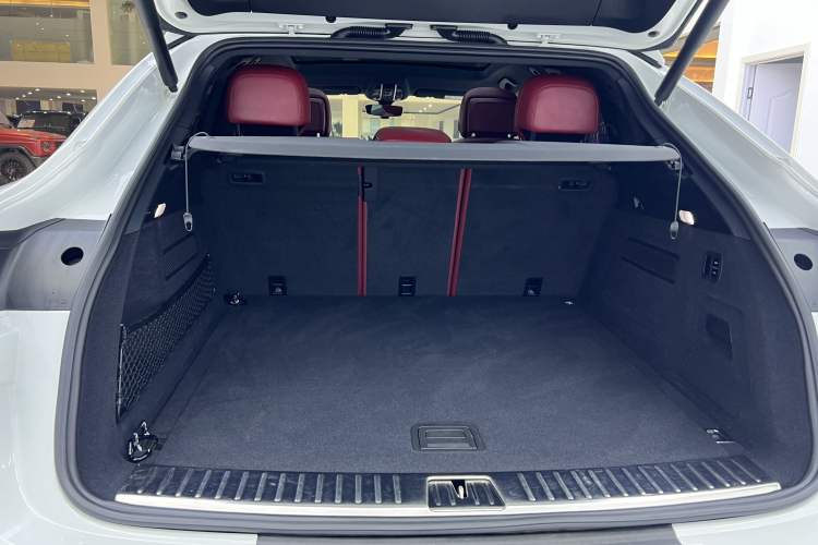 Used Porsche Cayenne E-Hybrid 2020 Cayenne E-Hybrid Coupé 2.0T Interior 8