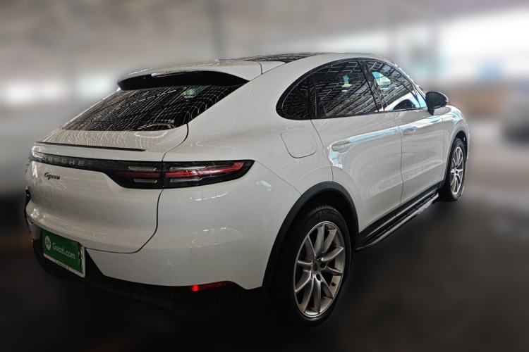 Used Porsche Cayenne E-Hybrid 2020 Cayenne E-Hybrid 2.0T Rear Right 45 Deg
