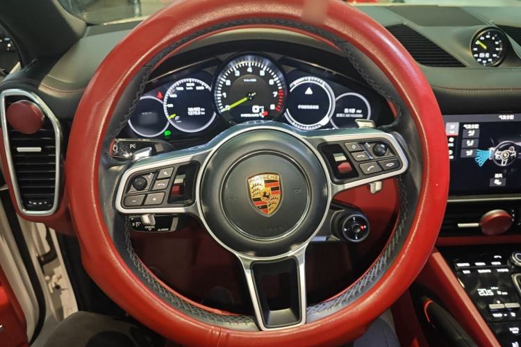 Used Porsche Cayenne E-Hybrid 2020 Cayenne E-Hybrid Coupé 2.0T Steering Wheel