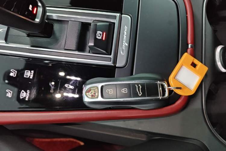 Used Porsche Cayenne E-Hybrid 2020 Cayenne E-Hybrid 2.0T Vehicle Key