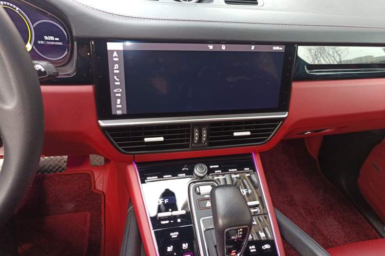 Used Porsche Cayenne E-Hybrid 2021 Cayenne E-Hybrid 2.0T Audio And AC Panel
