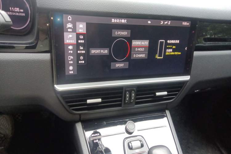 Used Porsche Cayenne E-Hybrid 2021 Cayenne E-Hybrid 2.0T Audio And AC Panel