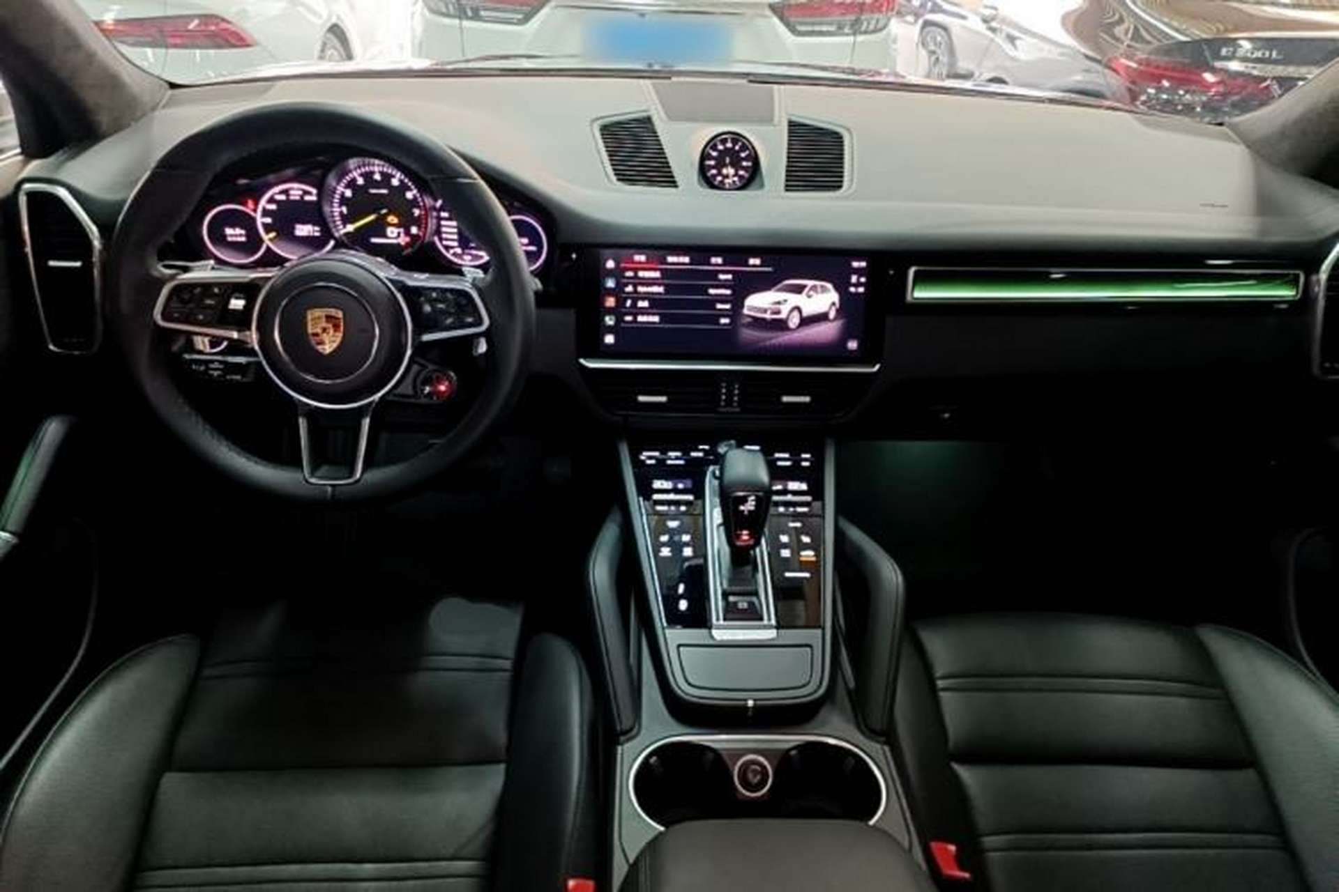 Used Porsche Cayenne E-Hybrid 2021 Cayenne E-Hybrid 2.0T Center Console