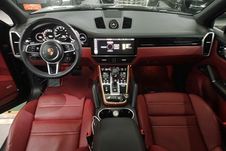 Used Porsche Cayenne E-Hybrid 2021 Cayenne E-Hybrid 2.0T Center Console