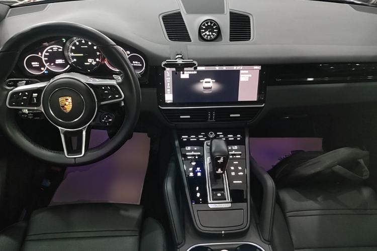Used Porsche Cayenne E-Hybrid 2021 Cayenne E-Hybrid 2.0T Center Console