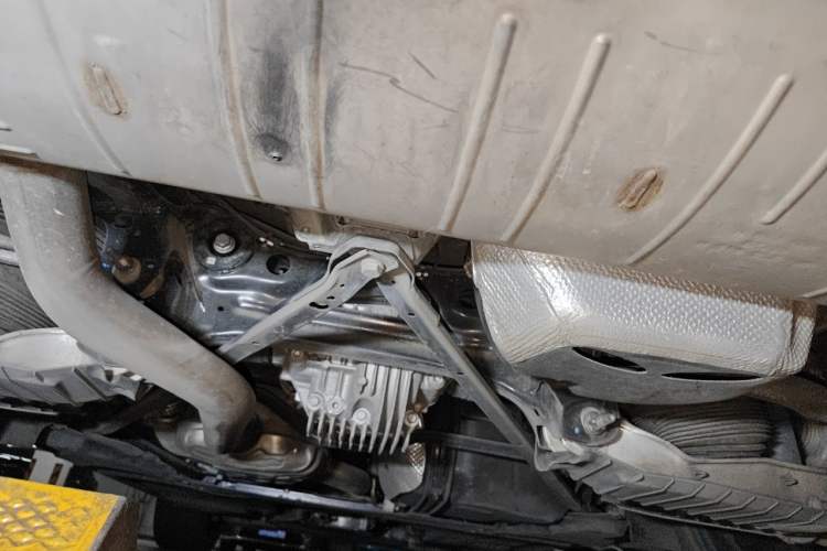 Used Porsche Cayenne E-Hybrid  Chassis Rear