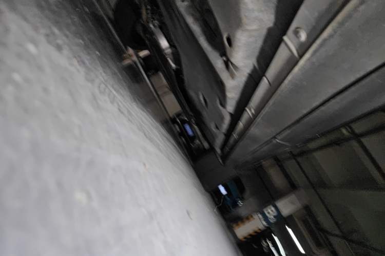 Used Porsche Cayenne E-Hybrid  Chassis Rear Right