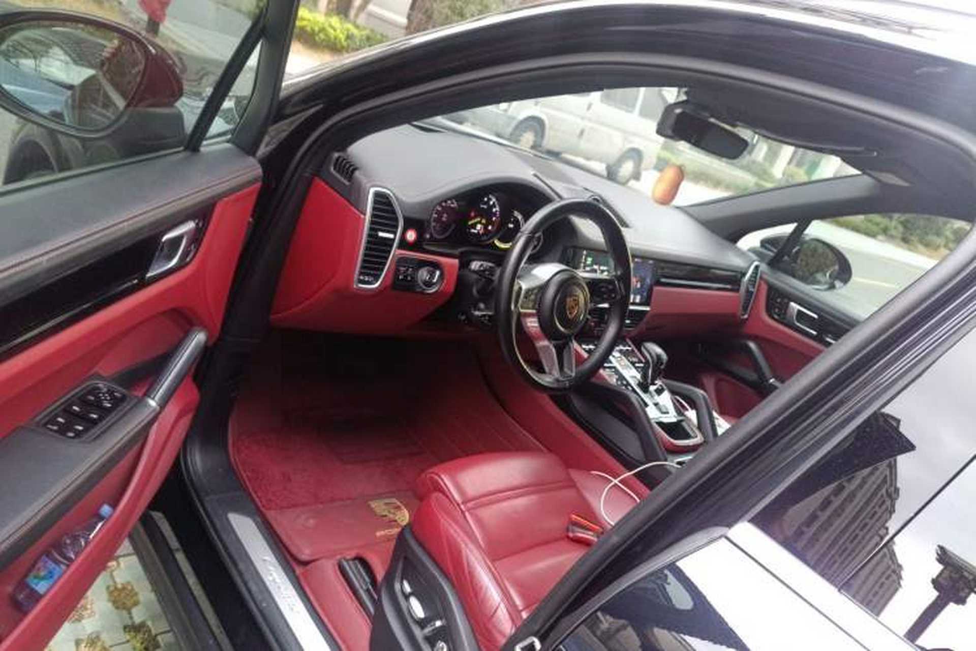 Used Porsche Cayenne E-Hybrid 2021 Cayenne E-Hybrid 2.0T Driver Seat