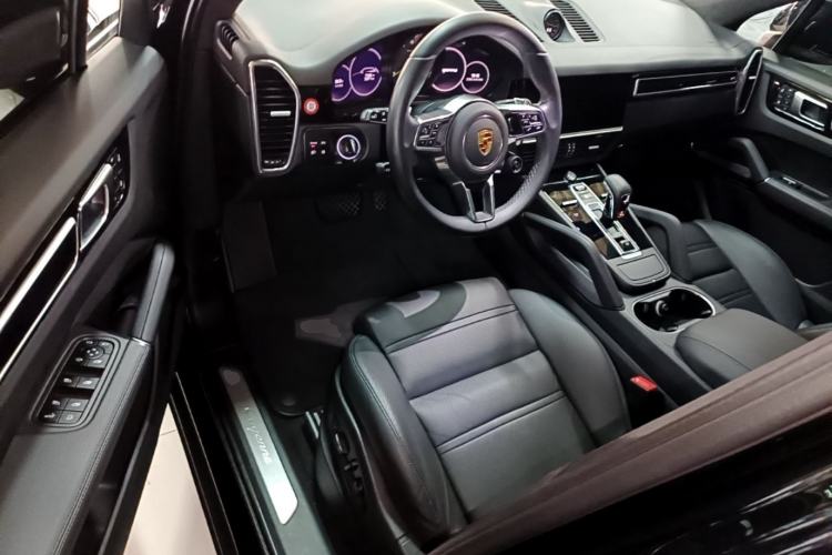 Used Porsche Cayenne E-Hybrid 2021 Cayenne E-Hybrid 2.0T Driver Seat