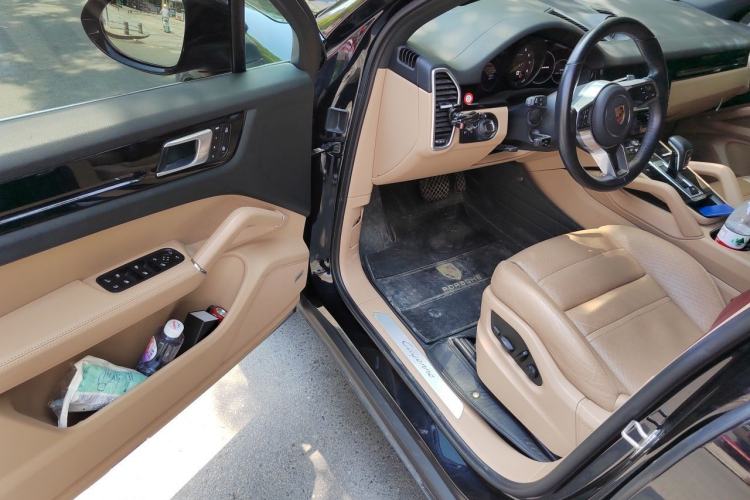Used Porsche Cayenne E-Hybrid 2021 Cayenne E-Hybrid 2.0T Driver Seat