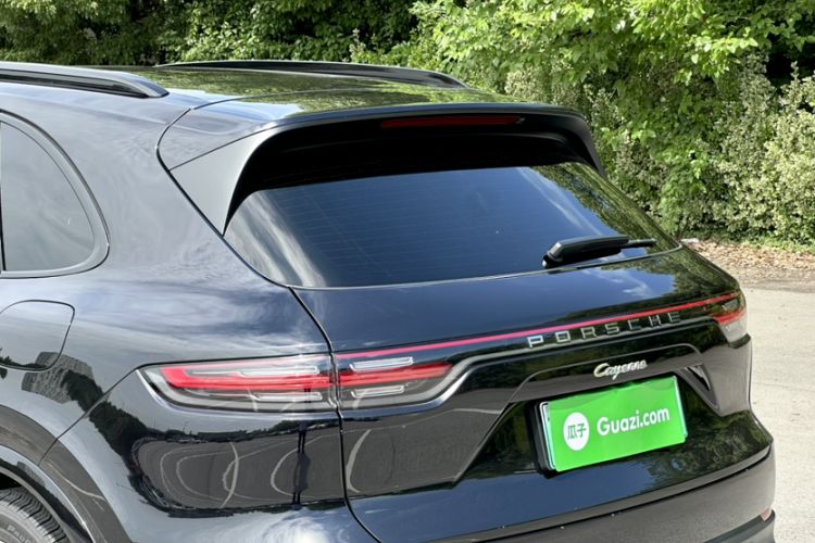 Used Porsche Cayenne E-Hybrid 2021 Cayenne E-Hybrid 2.0T Exterior 7