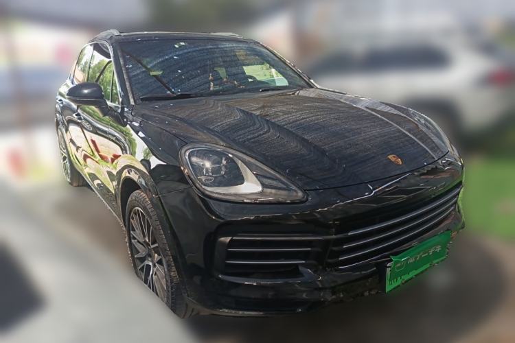 Used Porsche Cayenne E-Hybrid 2021 Cayenne E-Hybrid 2.0T Front Right 45 Deg