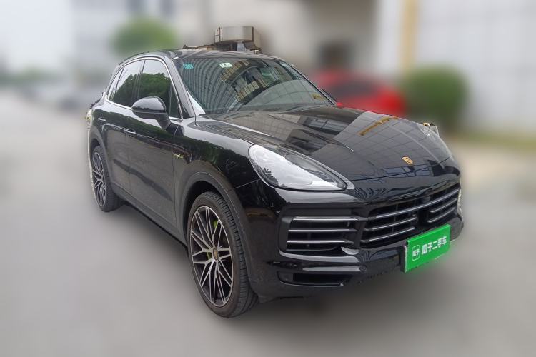 Used Porsche Cayenne E-Hybrid 2021 Cayenne E-Hybrid 2.0T Front Right 45 Deg