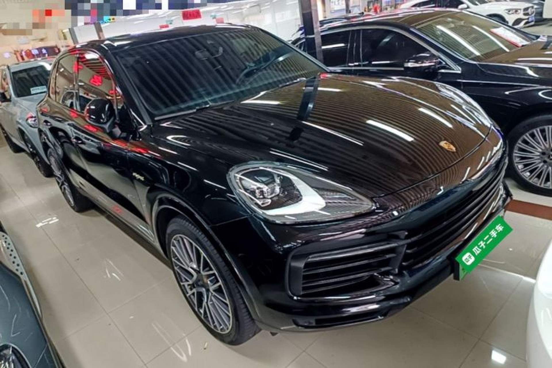 Used Porsche Cayenne E-Hybrid 2021 Cayenne E-Hybrid 2.0T Front Right 45 Deg