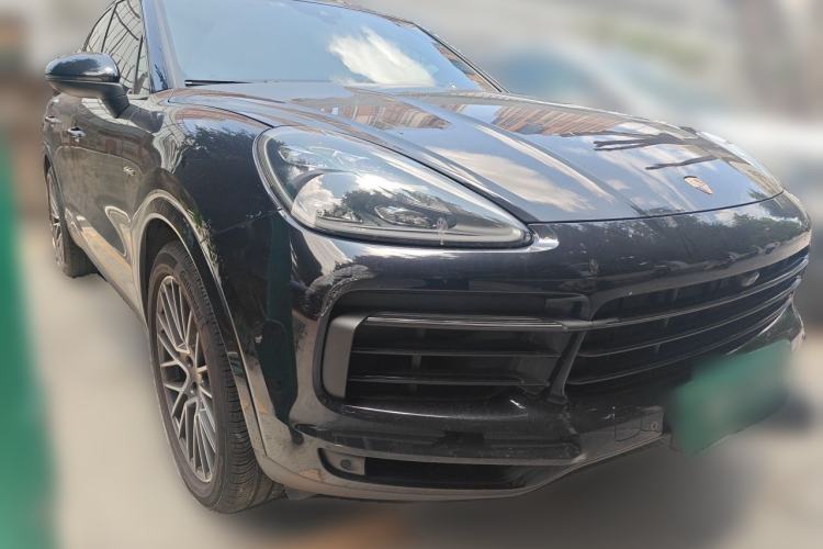 Used Porsche Cayenne E-Hybrid 2021 Cayenne E-Hybrid 2.0T Front Right 45 Deg