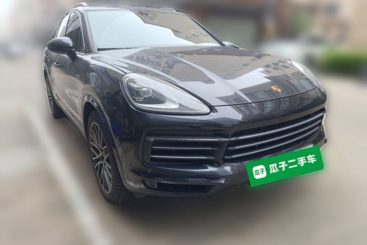 Used Porsche Cayenne E-Hybrid 2021 Cayenne E-Hybrid 2.0T Front Right 45 Deg