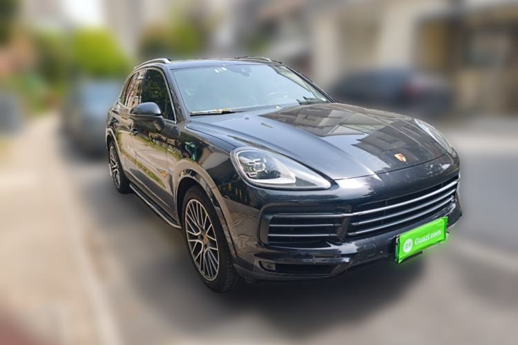 Used Porsche Cayenne E-Hybrid 2021 Cayenne E-Hybrid 2.0T Front Right 45 Deg